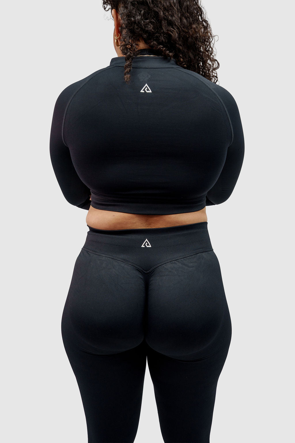 NOXVIA IMPERIUM CROP ZIP